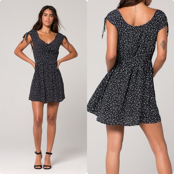 Band of Gypsies Dresses & Skirts - Band of Gypsies Aukland Dress